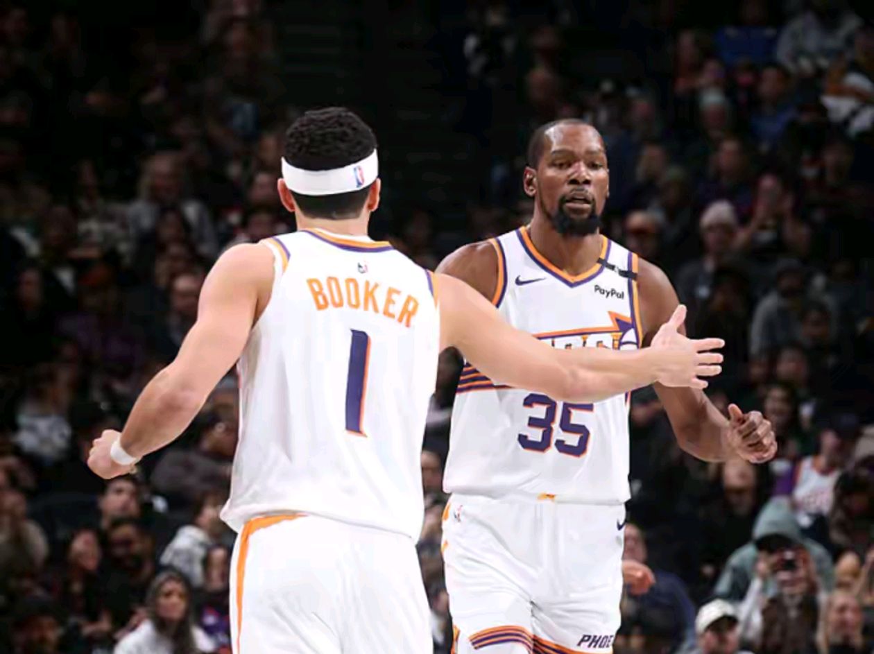 NBA热门球队争霸，火箭击败爵士晋级西部决赛