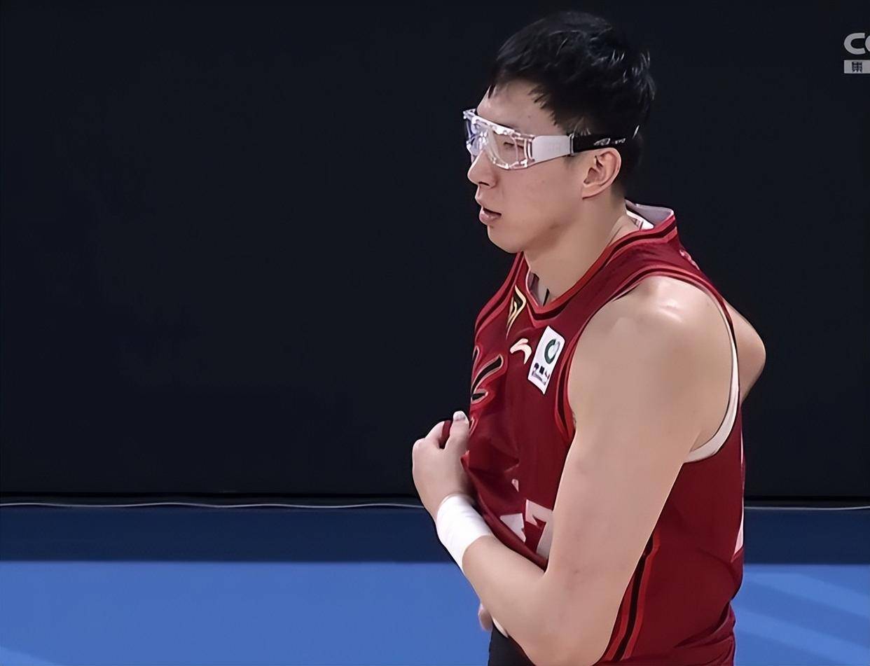 九游体育在线登录-北京首钢逆袭获胜，继续保持领先地位