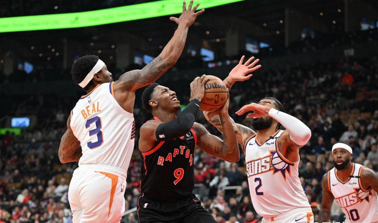 猛龙不敌黄蜂，主场遭遇惨败