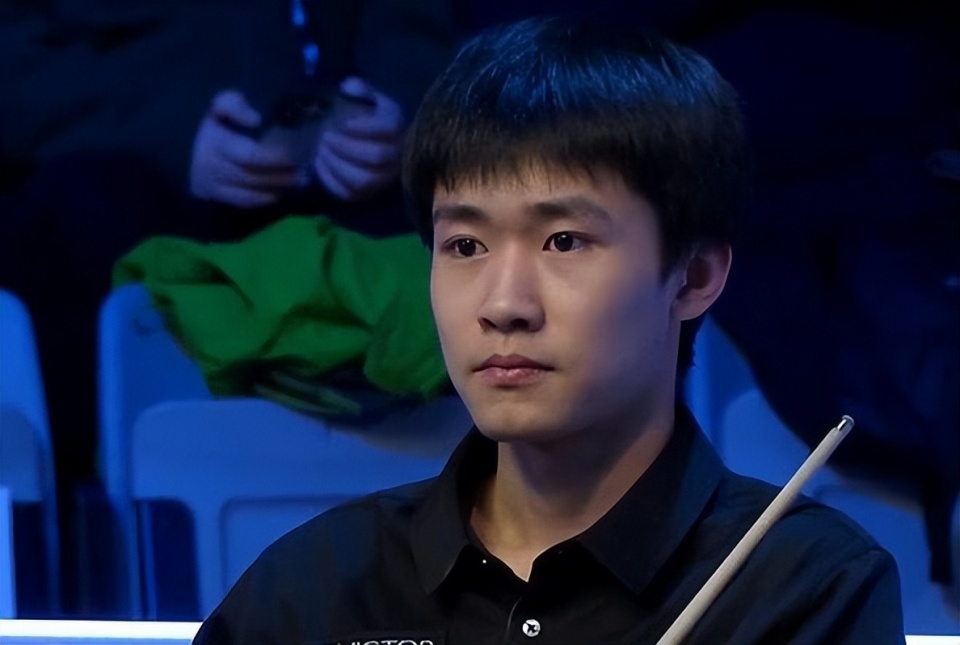 -关于夺冠热门遇强敌，惨遭绝杀惨败出局的信息