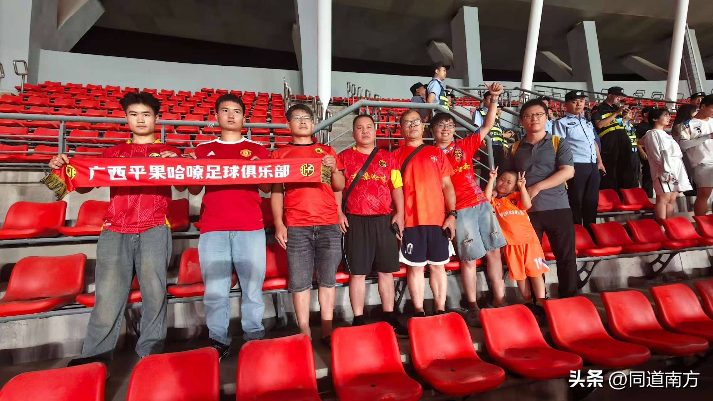 国际体育盛会：女足比赛选手闪耀舞台的简单介绍