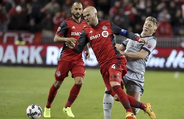 包含卡迪夫城主场告捷，士气高涨豪取胜利的词条